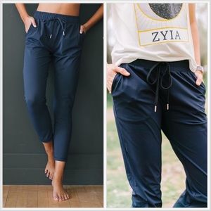 Zyia Everywhere Pants in Navy NO Drawstring sz Medium